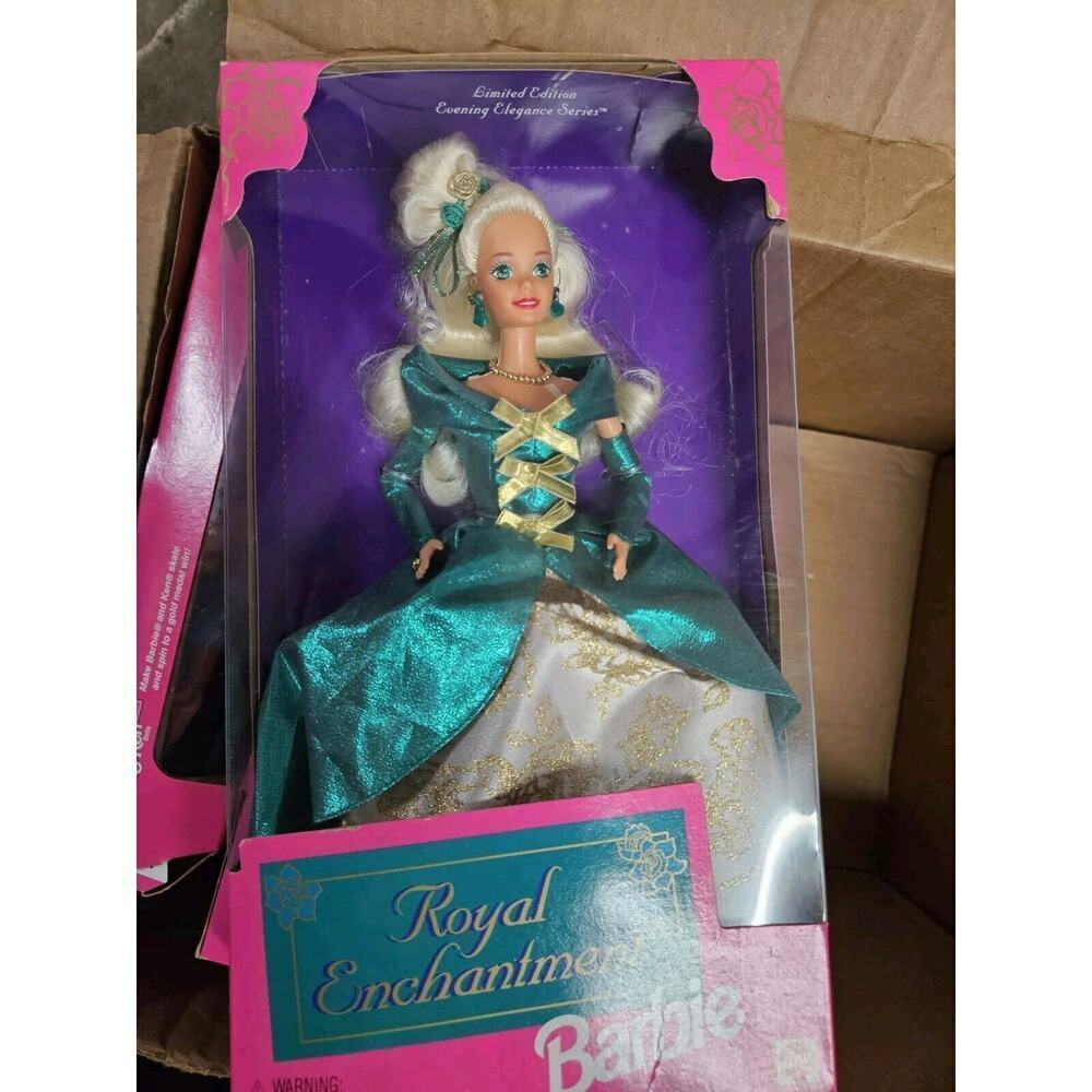 Vtg 1995 Royal Enchantment Barbie Doll Limited Edition - Green And Gold Gown